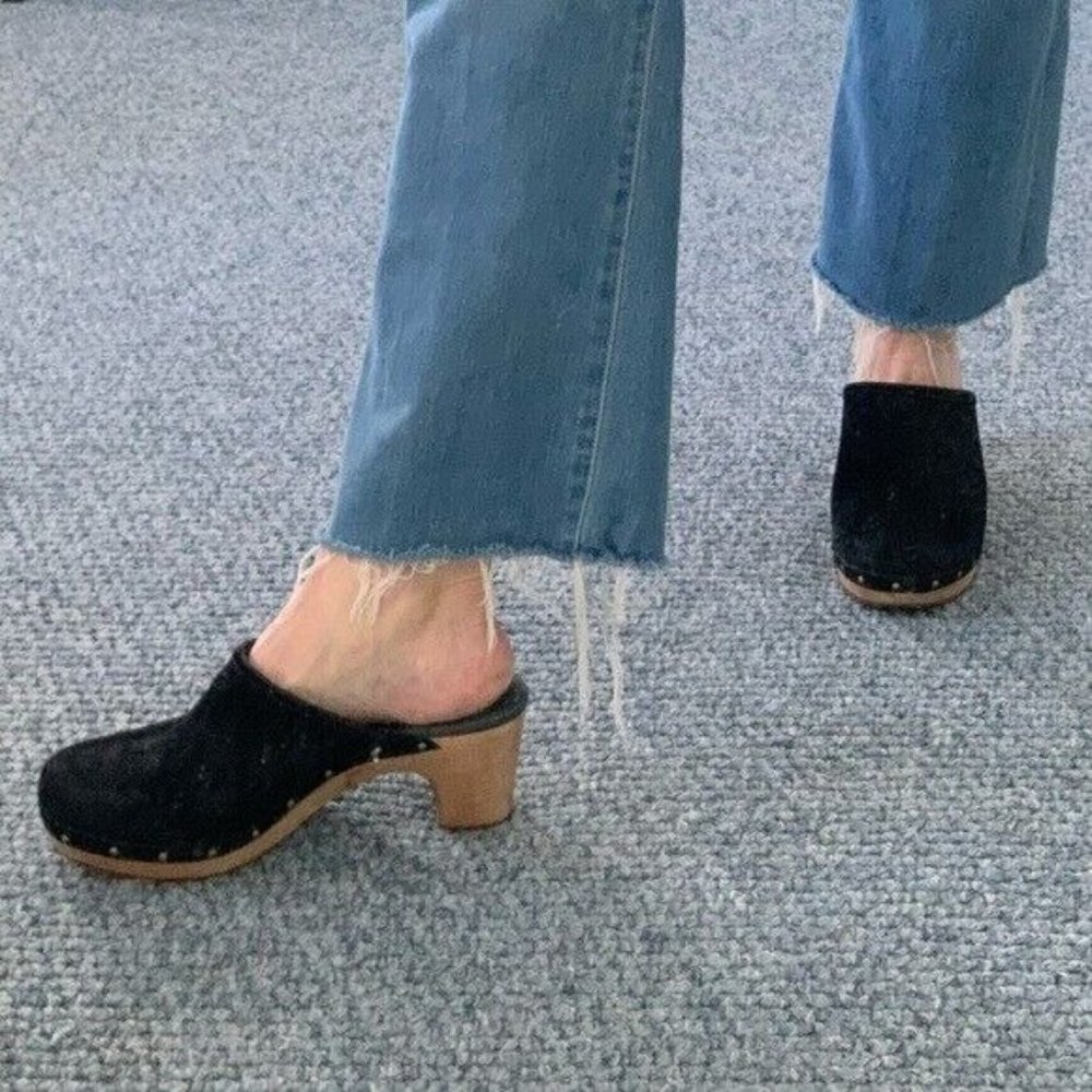 UGG Abbie Womens Black Suede Leather Wooden Heel Slip-on Clogs